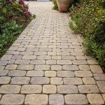 60mm Aura Cobble Paver Bronze Fleck  171x114mm - Image 2