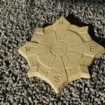 Compass Stepping Stone Bath Buff 440mm - Image 3